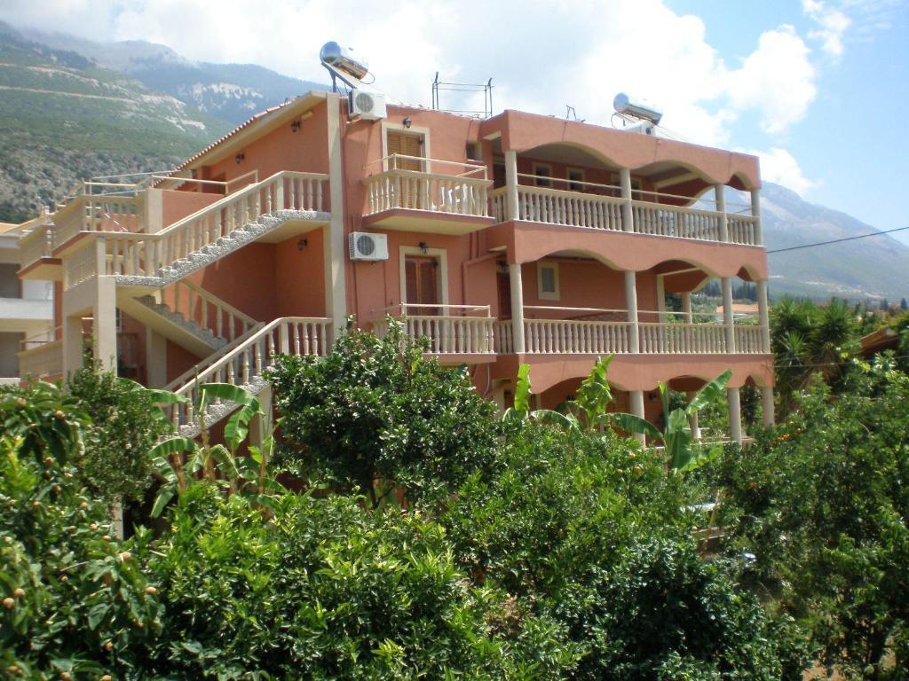 Marinos Studios At Lourdata Village Kültér fotó