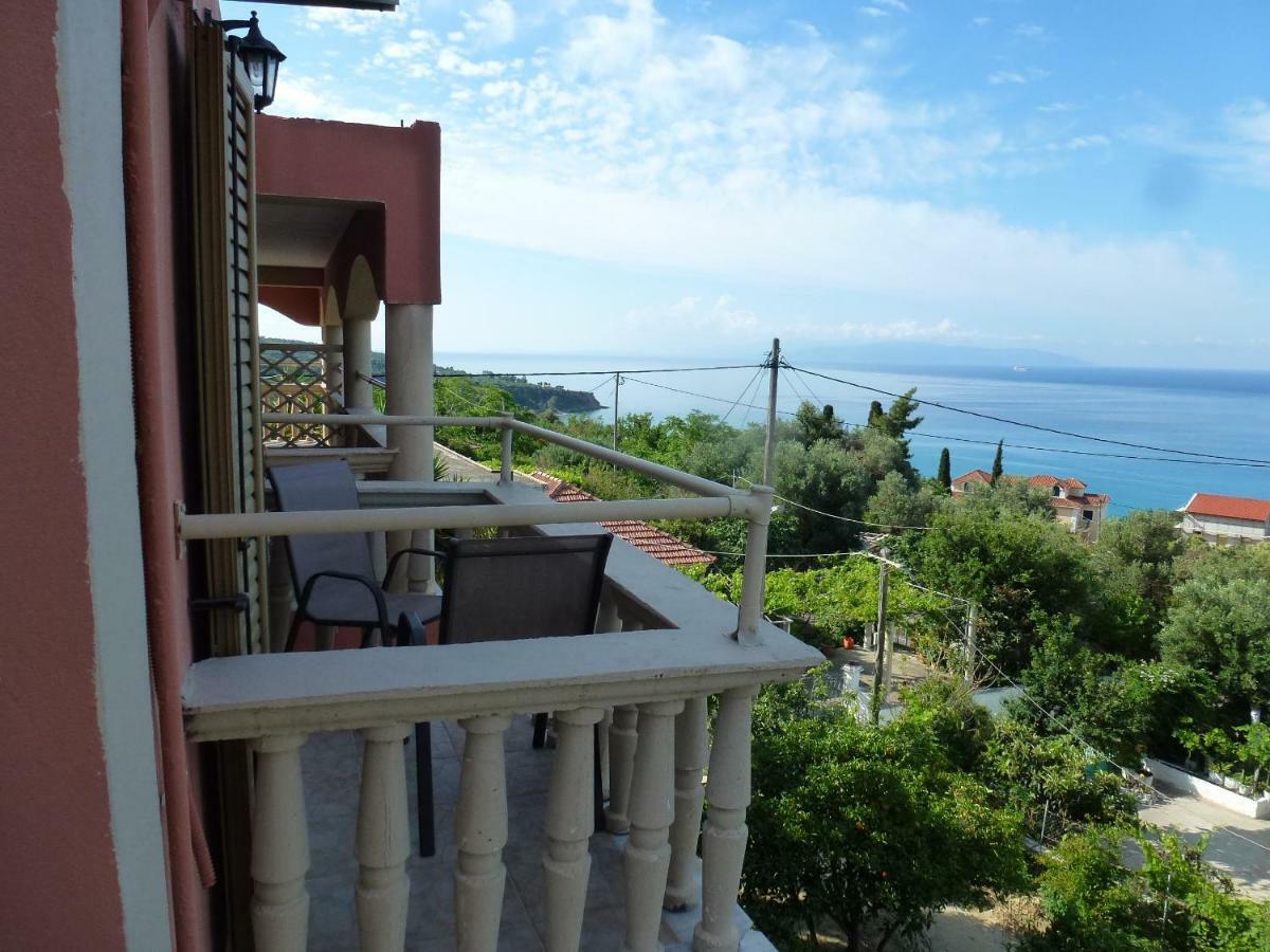 Marinos Studios At Lourdata Village Kültér fotó